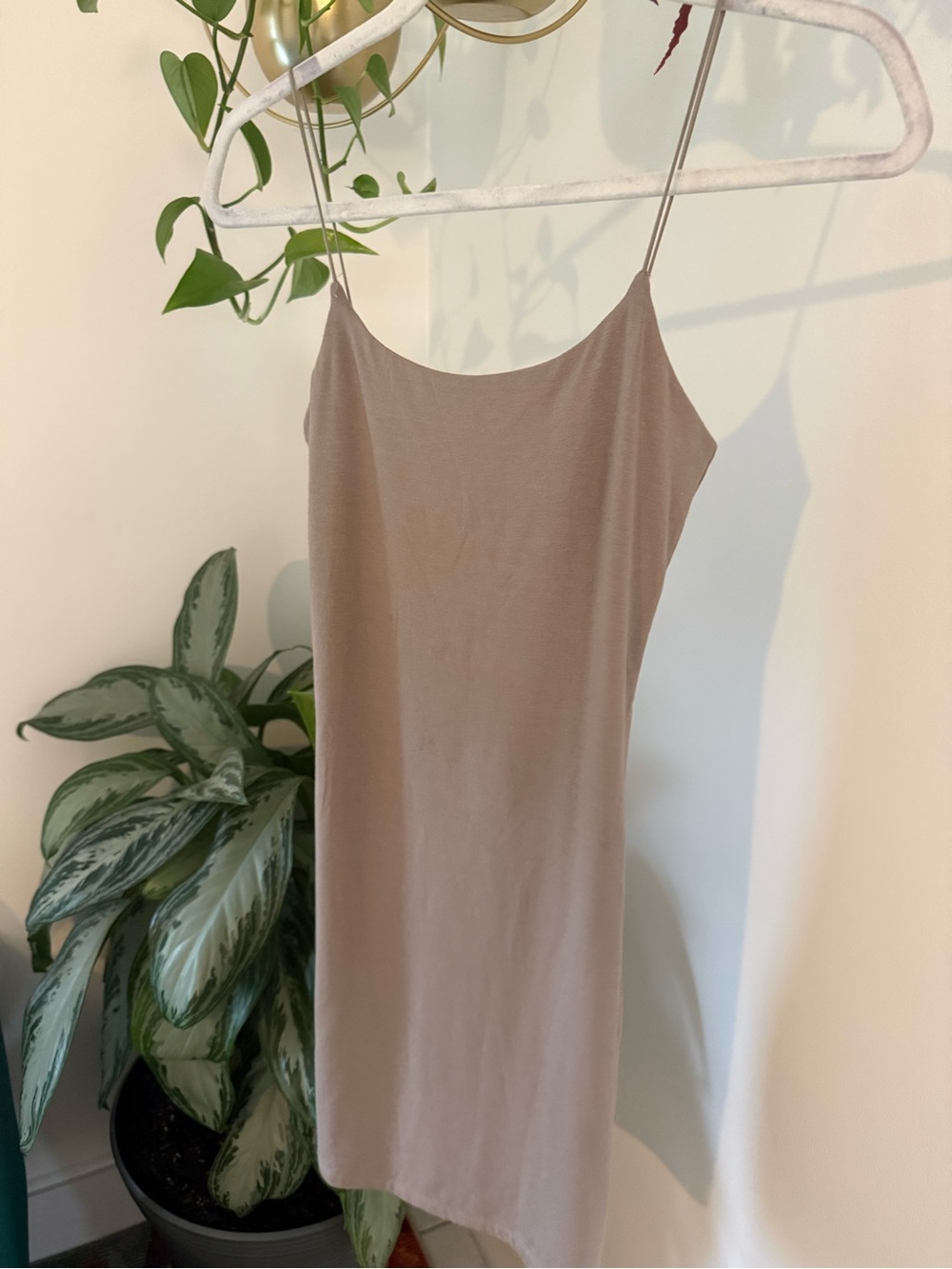 Wilfred Free taupe slip dress